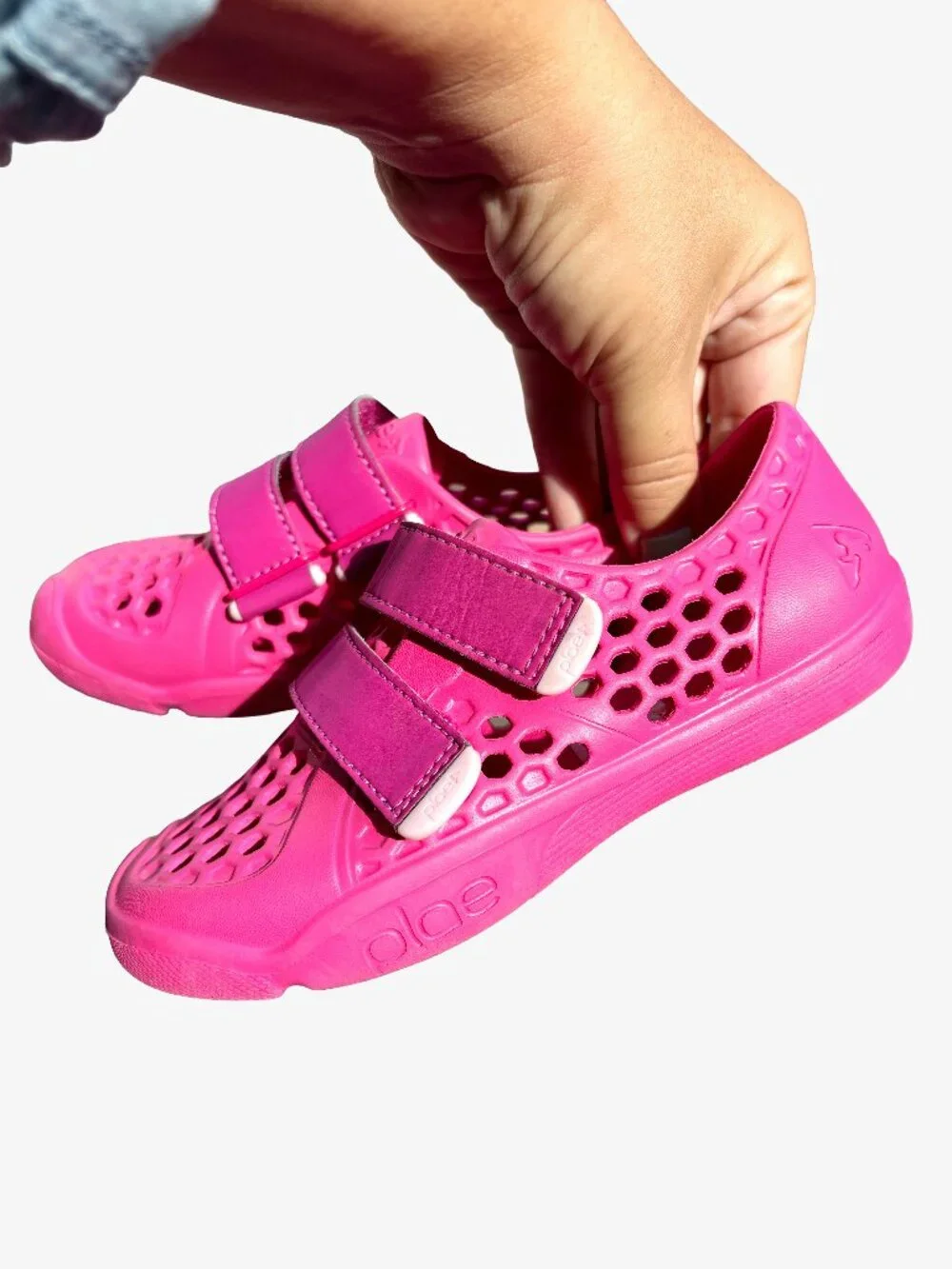 Plae Mimo Water Shoes in Fuchsia